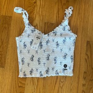 Hollister Small tank
